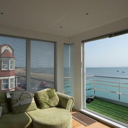 The Estuary View Apartment Thorpe Bay Екстериор снимка