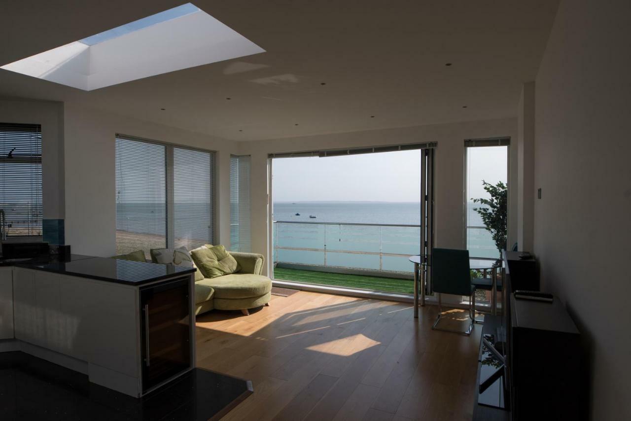 The Estuary View Apartment Thorpe Bay Екстериор снимка